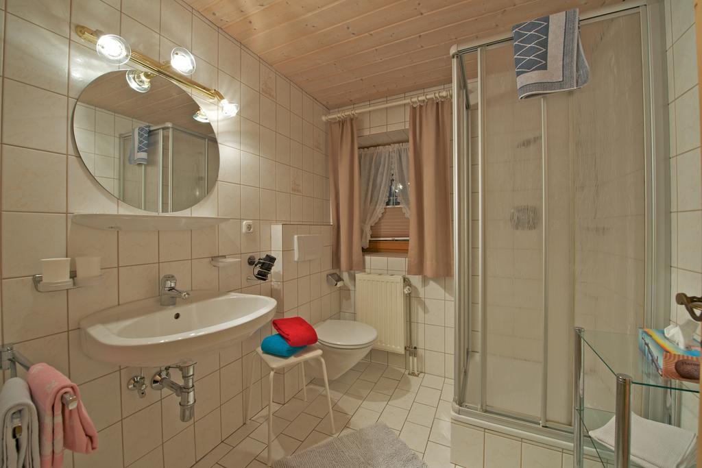 Holzschnitzers Appartements Эрвальд Экстерьер фото